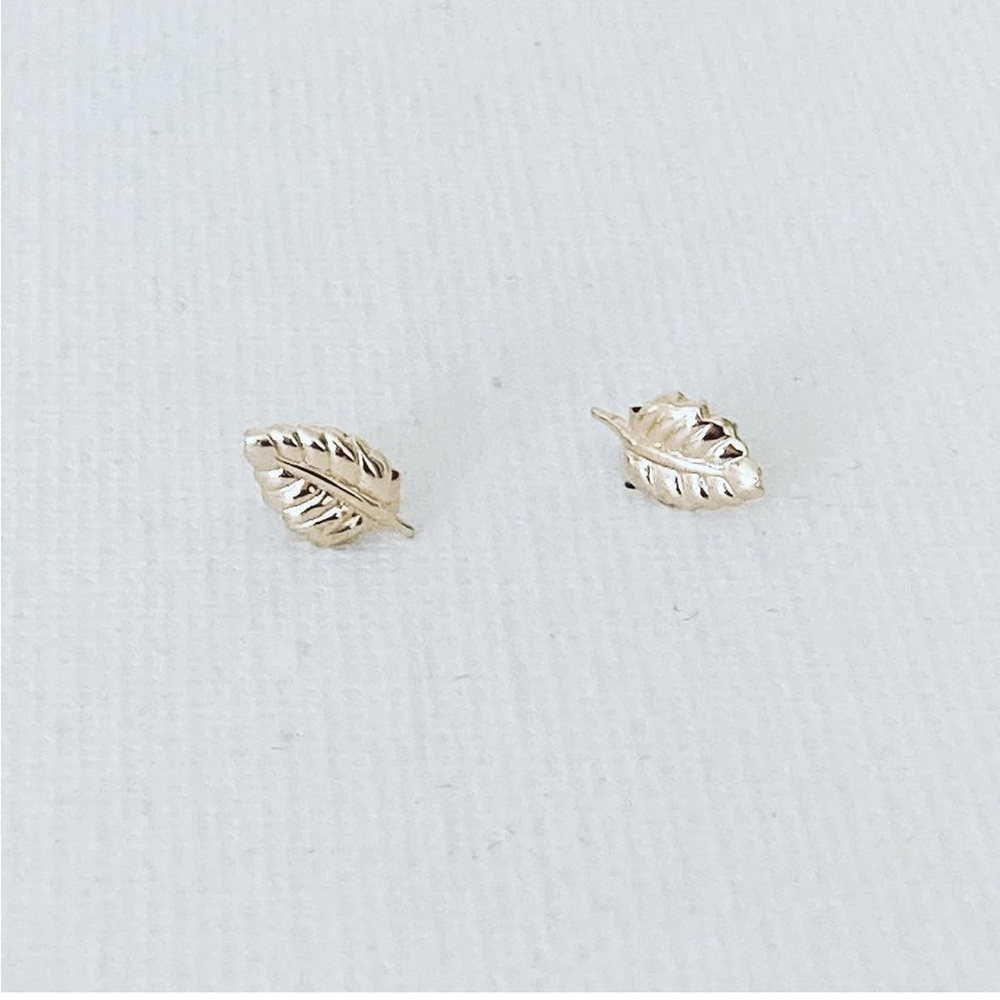 Leaf Stud Earrings